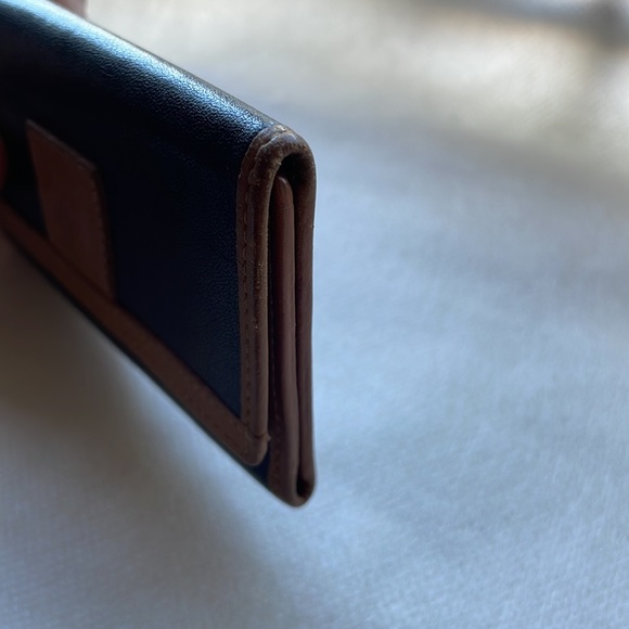 Celine Key Holder - Picture 5 of 9